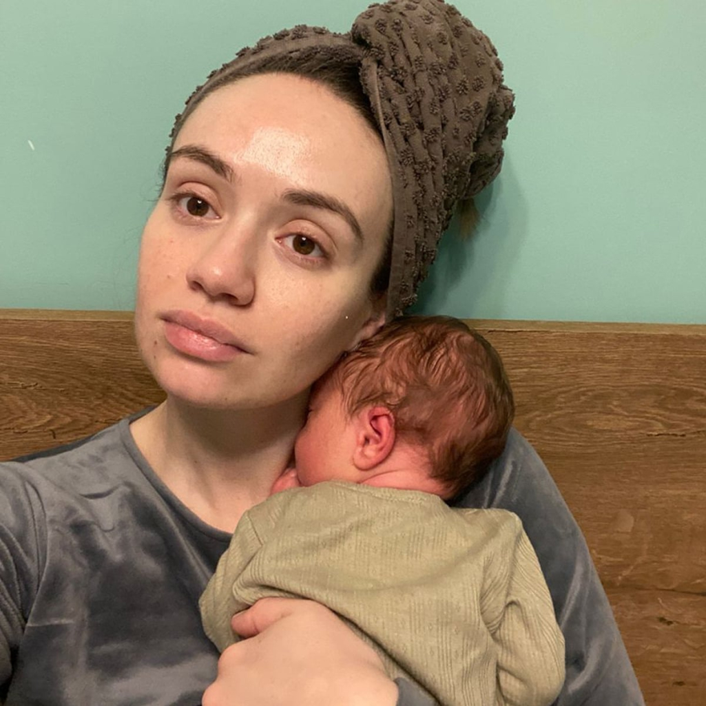 Η εξομολόγηση μιας 32χρονης που γέννησε σε καταφύγιο στο Κίεβο: «Είσαι ένας νέος Ουκρανός»  