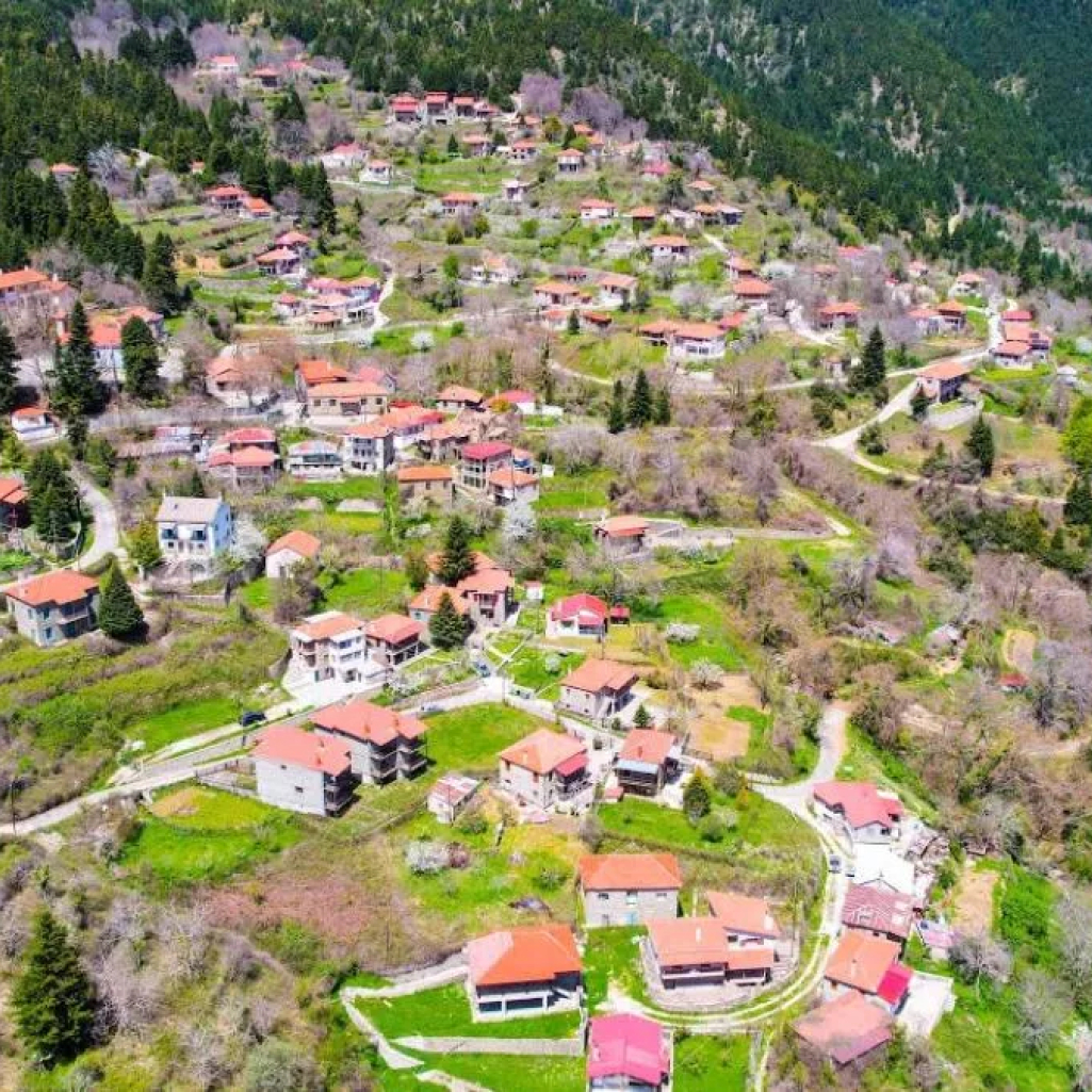 Ελατού: Ένα καταπράσινο χωριό-ησυχαστήριο στην Ορεινή Ναυπακτία