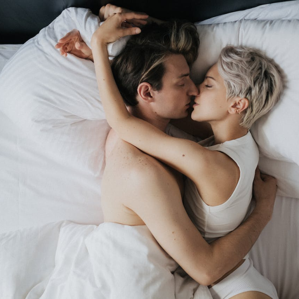 Κεφάλαιο σεξ - 5 tips που θα βάλουν φωτιά στο κρεβάτι