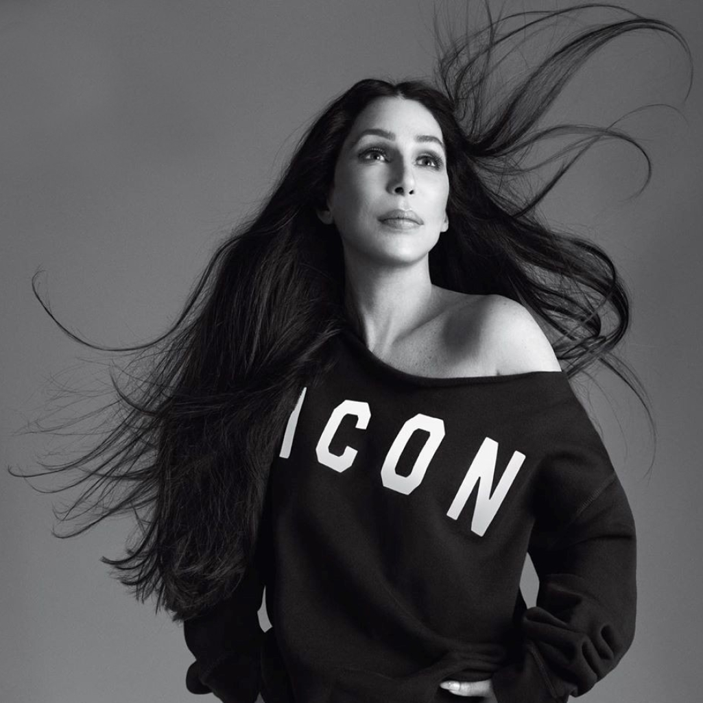 Η θρυλική Cher πρωταγωνιστεί στην καμπάνια Dsquared2 και η μόνη λέξη που ταιριάζει είναι: Icon!
