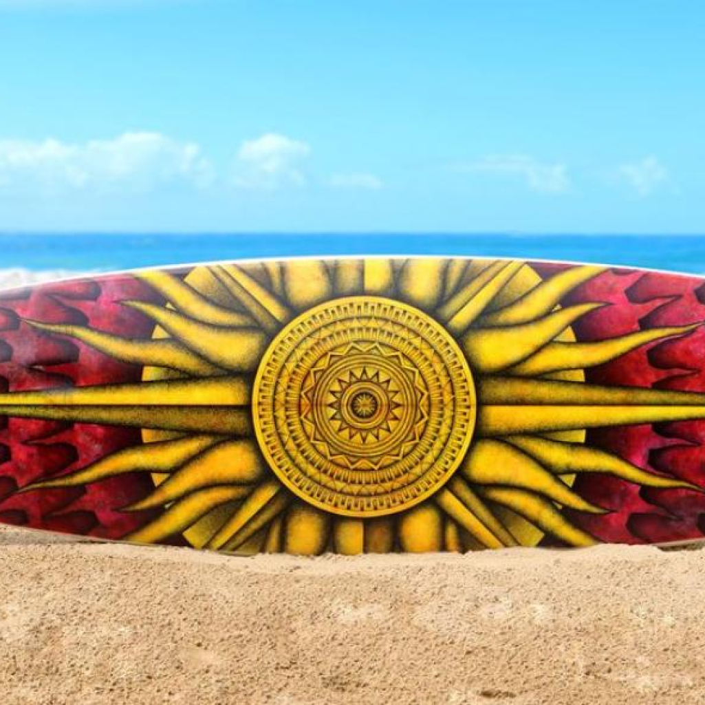 Αυστραλός μετατρέπει παλιές σανίδες του surf σε έργα τέχνης 