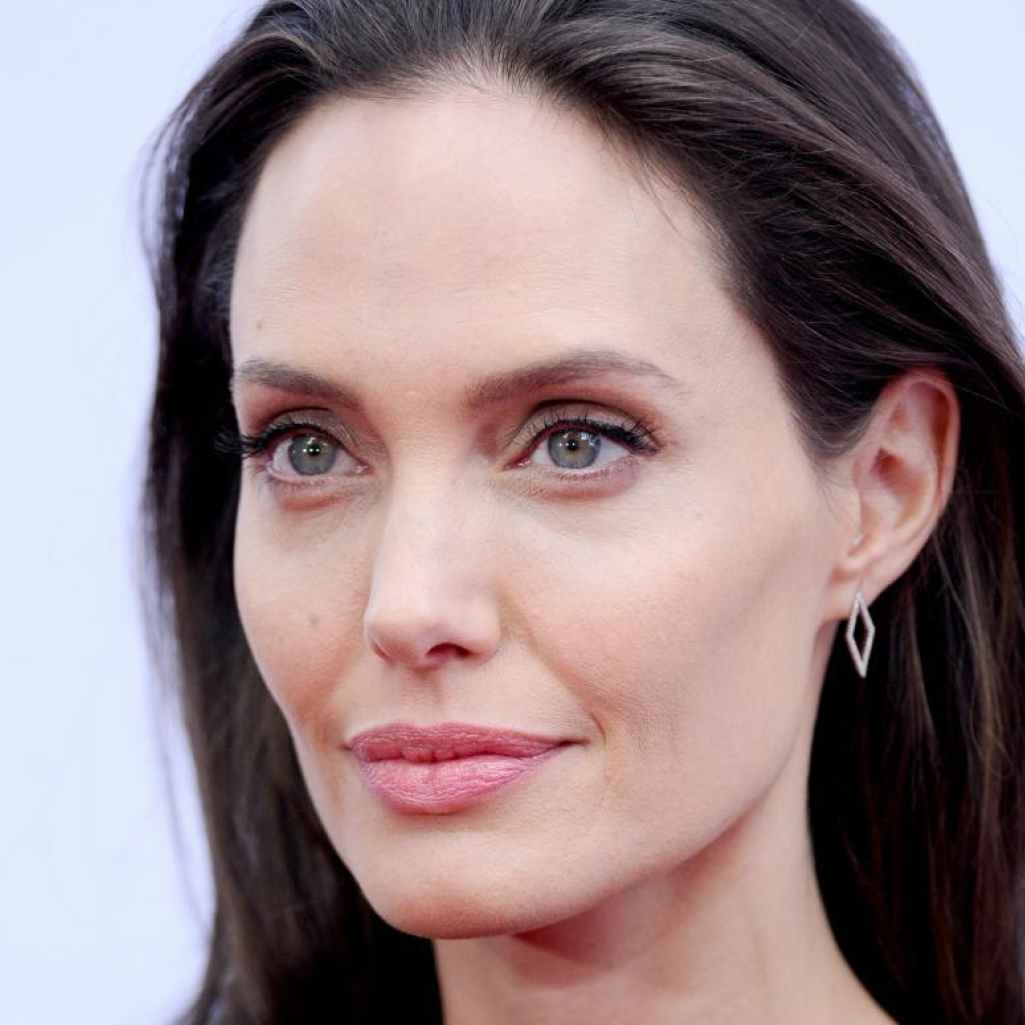 Το μυστικό project της Angelina Jolie δείχνει ακόμη περισσότερο την ευαισθητοποίησή της στα κοινωνικά θέματα
