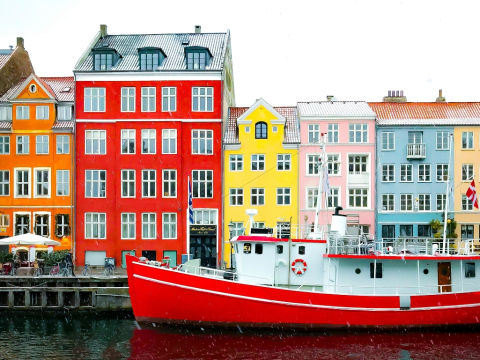 3 φράσεις που ο πιο ευτυχισμένος λαός, οι Δανοί, λένε κάθε μέρα