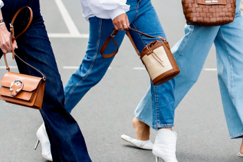 Τα 7 jeans trends της άνοιξης που θα ικανοποιήσουν και τις πιο απαιτητικές