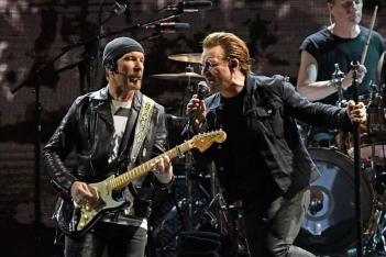 46 χρόνια U2: Οι μεγαλύτερες επιτυχίες του συγκροτήματος που σημάδεψε τη ροκ σκηνή