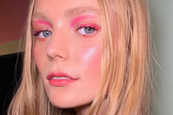Romantic vibes: Τα ωραίοτερα makeup looks με πρωταγωνιστή το ροζ