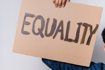 Παγκόσμια Ημέρα της Γυναίκας: «Σε 300 χρόνια θα υπάρξει ισότητα μεταξύ ανδρών και γυναικών», καταγγέλλει ο Γκουτέρες