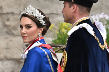 H Kate Middleton, με Αlexander McQueen στη στέψη του Καρόλου, μοιάζει έτοιμη να γίνει Βασίλισσα