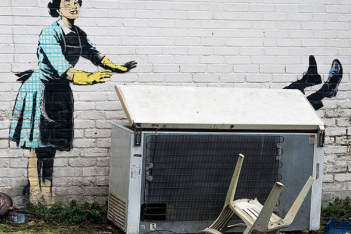 Valentine’s Day Mascara: Η τοιχογραφία του Banksy θα πωληθεί δημοσίως για 153 δολάρια ανά μετοχή