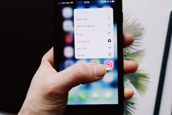 Instagram: Ναι, το zoom των stories έχει χαλάσει και δεν φταίει το iPhone σου