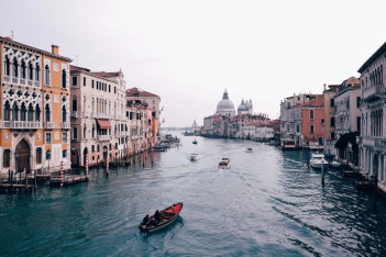 Βενετία: Η UNESCO θα προτείνει να μπει στη λίστα με τα μνημεία που βρίσκονται σε κίνδυνο