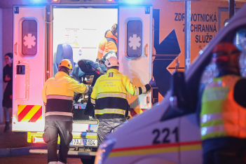 Πυροβολισμοί στην Πράγα: Toυλάχιστον 15 νεκροί - Ο μακελάρης είχε δολοφονήσει νωρίτερα τον πατέρα του