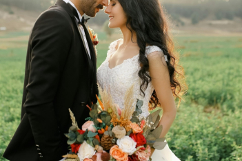 Νυφική ανθοδέσμη: Εντυπωσιακές συνθέσεις για έναν μοναδικό γάμο