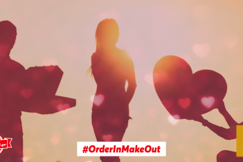 e-food-gr-orderinmakeout.png