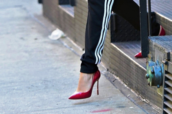 pair-with-heels-pumps-rita-ora-chicago-sweatpants-style-rules.jpg