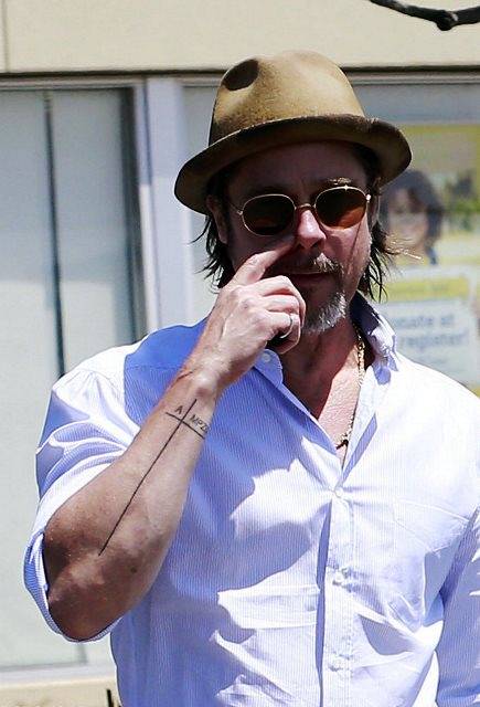 Brad-Pitt-New-Family-Tattoo-Pictures (1)