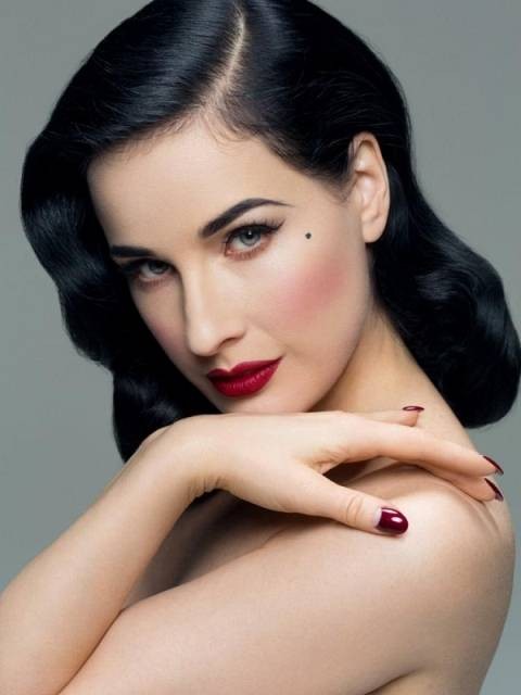 dita-makeup-3