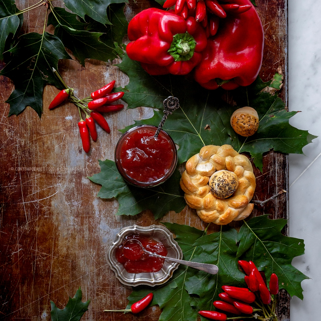 Πικάντικη μαρμελάδα καυτερής πιπεριάς για το Χριστουγεννιάτικο τραπέζι