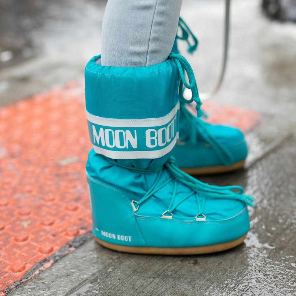 Moon Boot: Oι μπότες που φορούν τα It girls στο χιόνι