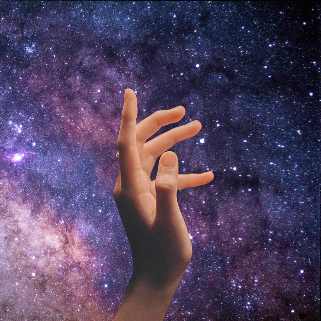 Ήξερες ότι τα δάχτυλα των χεριών σου έχουν άμεση σχέση με τους πλανήτες; Να πώς