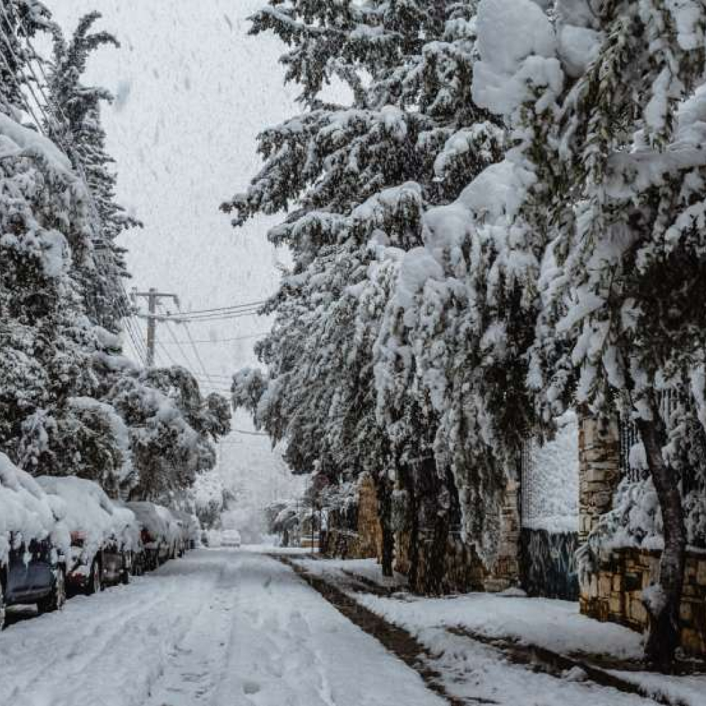 Κακοκαιρία Ελπίς: Σε ποιες περιοχές της Αθήνας έπεσαν τα πρώτα χιόνια