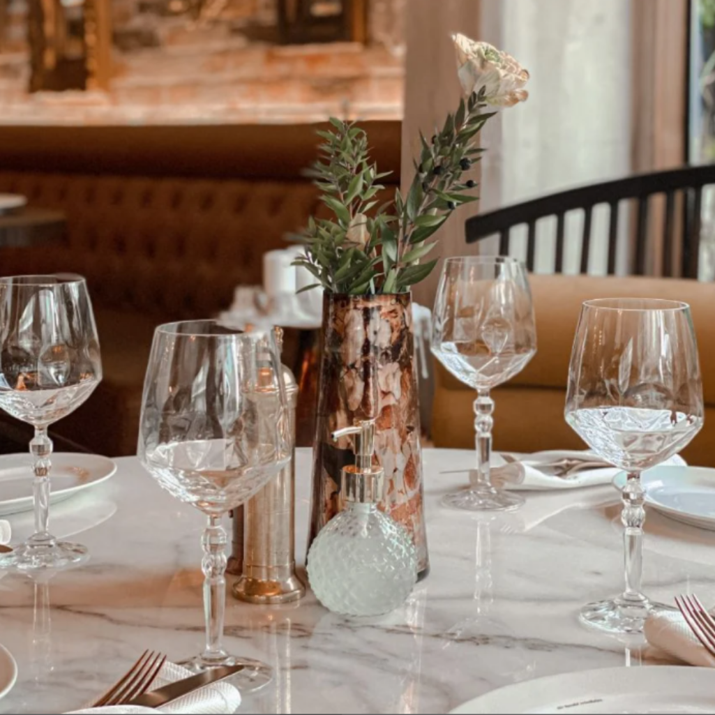 4 ρομαντικά εστιατόρια για την ημέρα του Αγίου Βαλεντίνου