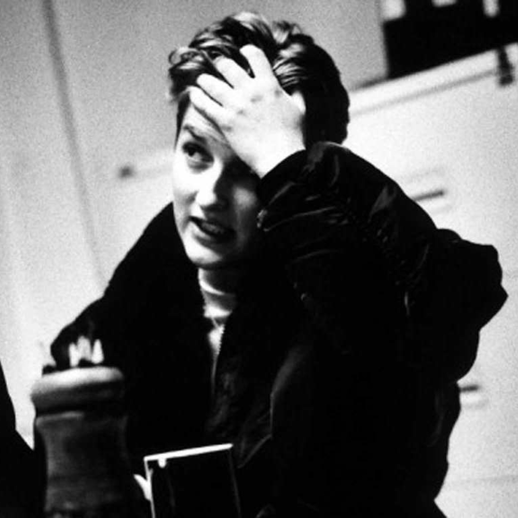 Sarah Kane: Η θεατρική συγγραφέας που ταρακούνησε το κοινό όσο κανείς άλλος