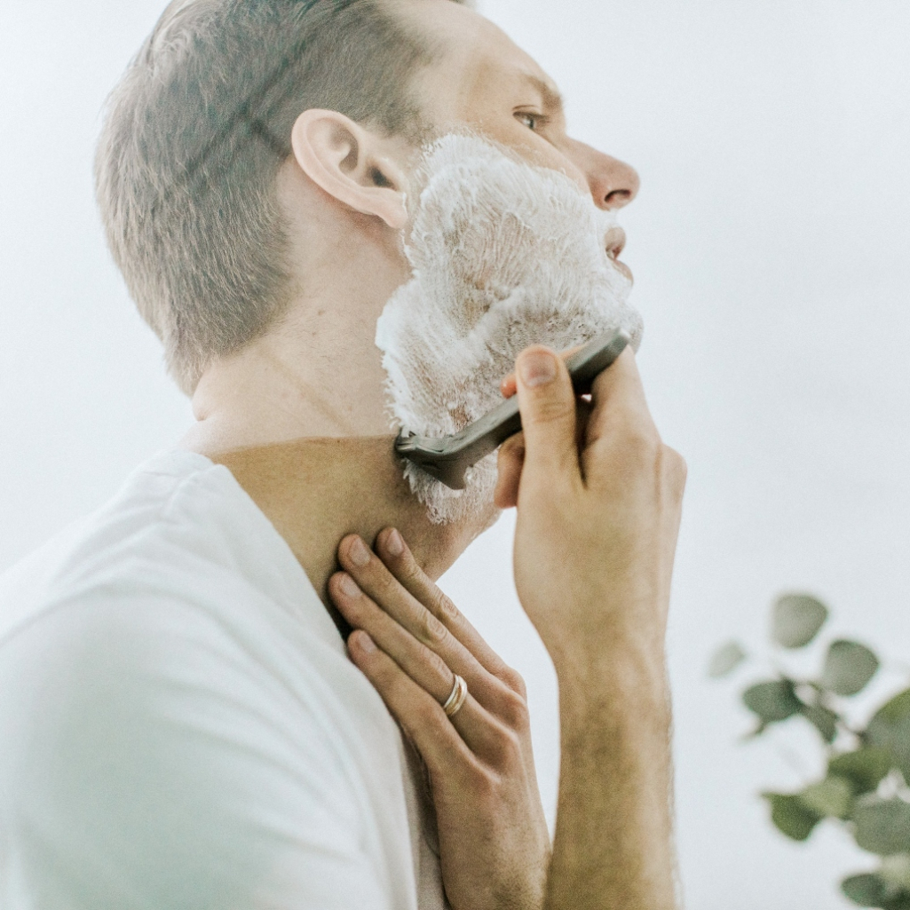 3 πολύ καλοί λόγοι για να ξυρίζεσαι συχνά