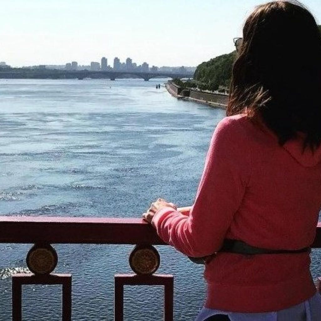 «Ευτυχώς δεν πουλήσαμε το σπίτι μας και μπορούν να μείνουν σ' αυτό άνθρωποι που δεν έχουν πού να πάνε»
