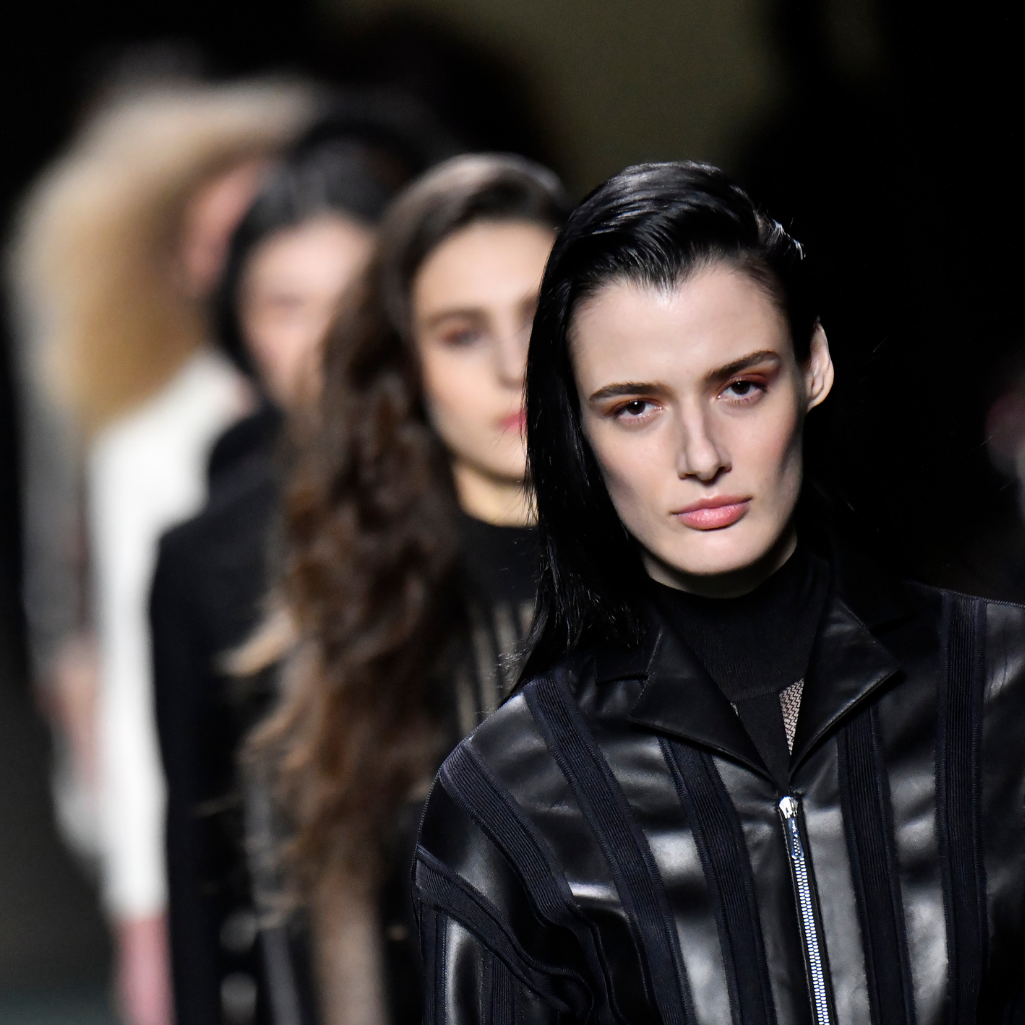 Hermès Fall 2022: To σύγχρονο equestrian συνδυάζει sexy και sporty