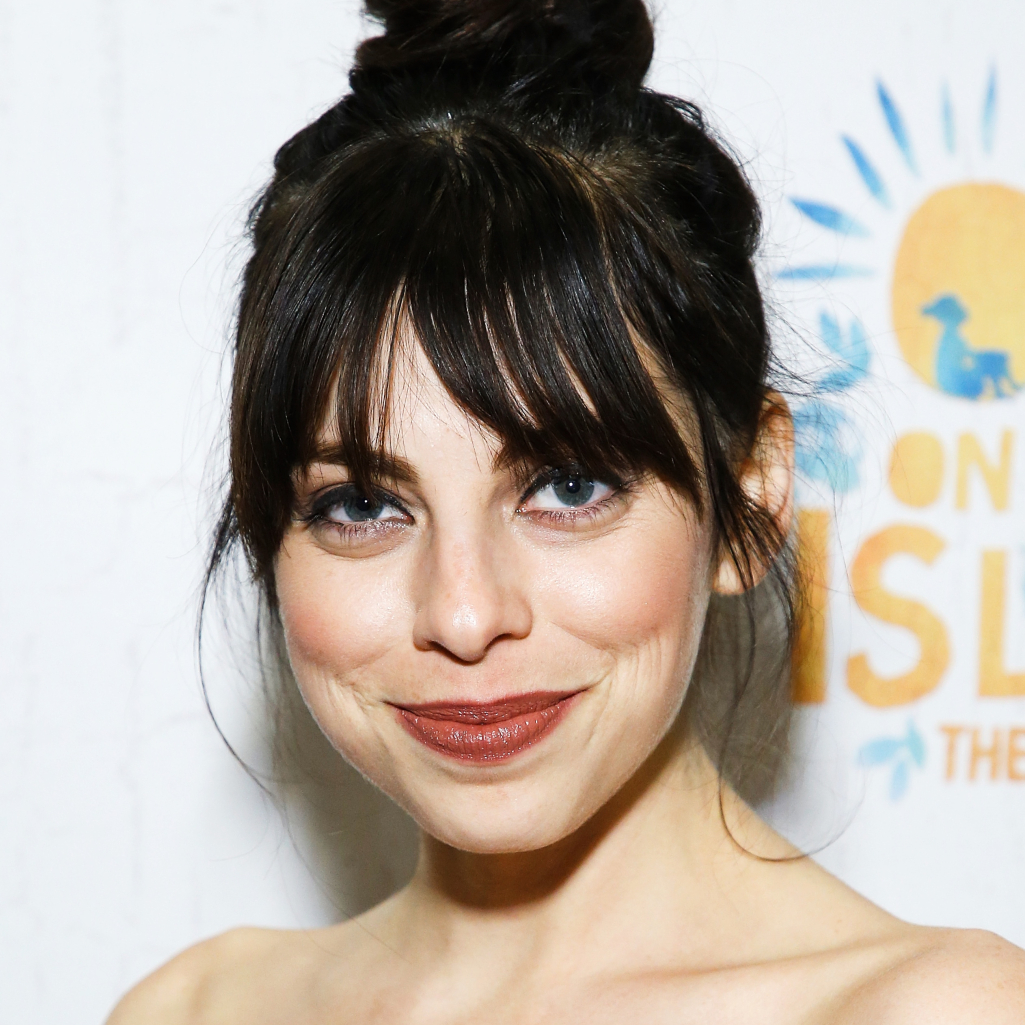 Curtain Bangs: 6 celebrities επιβεβαιώνουν πως είναι το πιο hot haircut για την άνοιξη