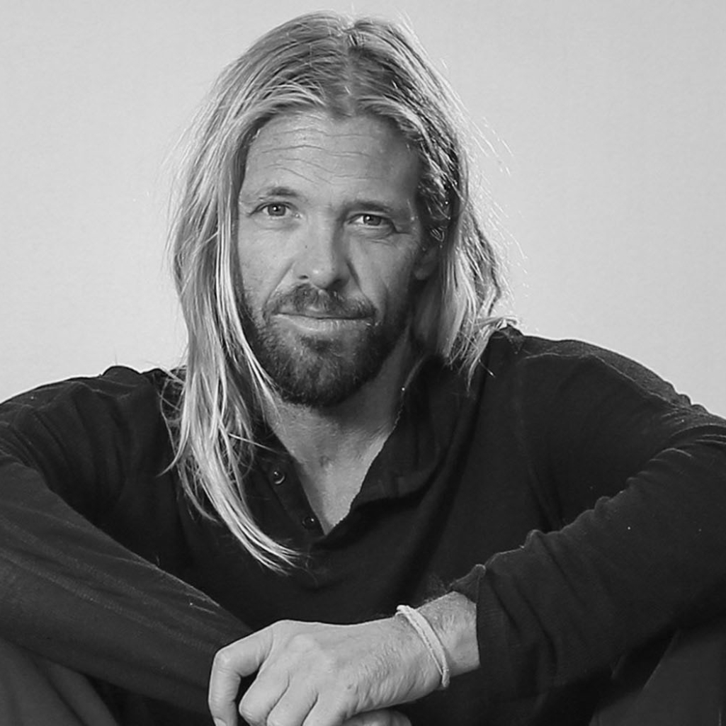 Taylor Hawkins: Πέθανε ο ντράμερ του συγκροτήματος Foo Fighters