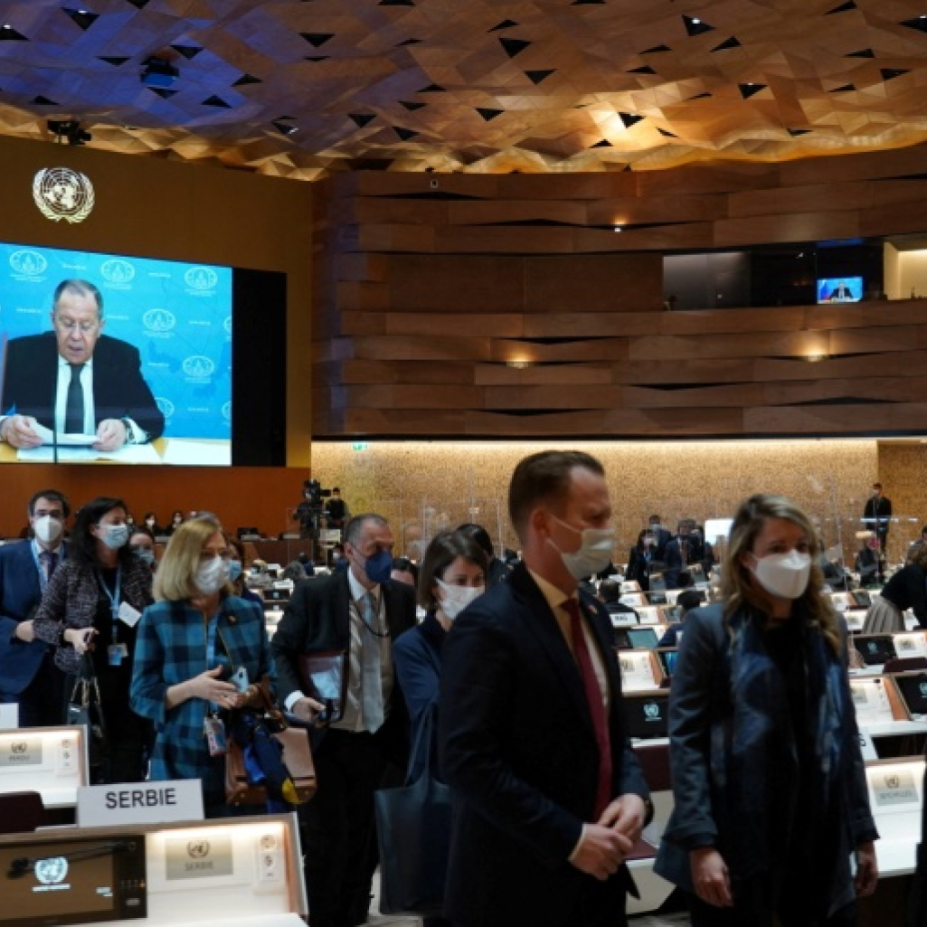 Δεκάδες διπλωμάτες αποχώρησαν από την ομιλία Lavrov στον ΟΗΕ και καταλαβαίνουμε το γιατί