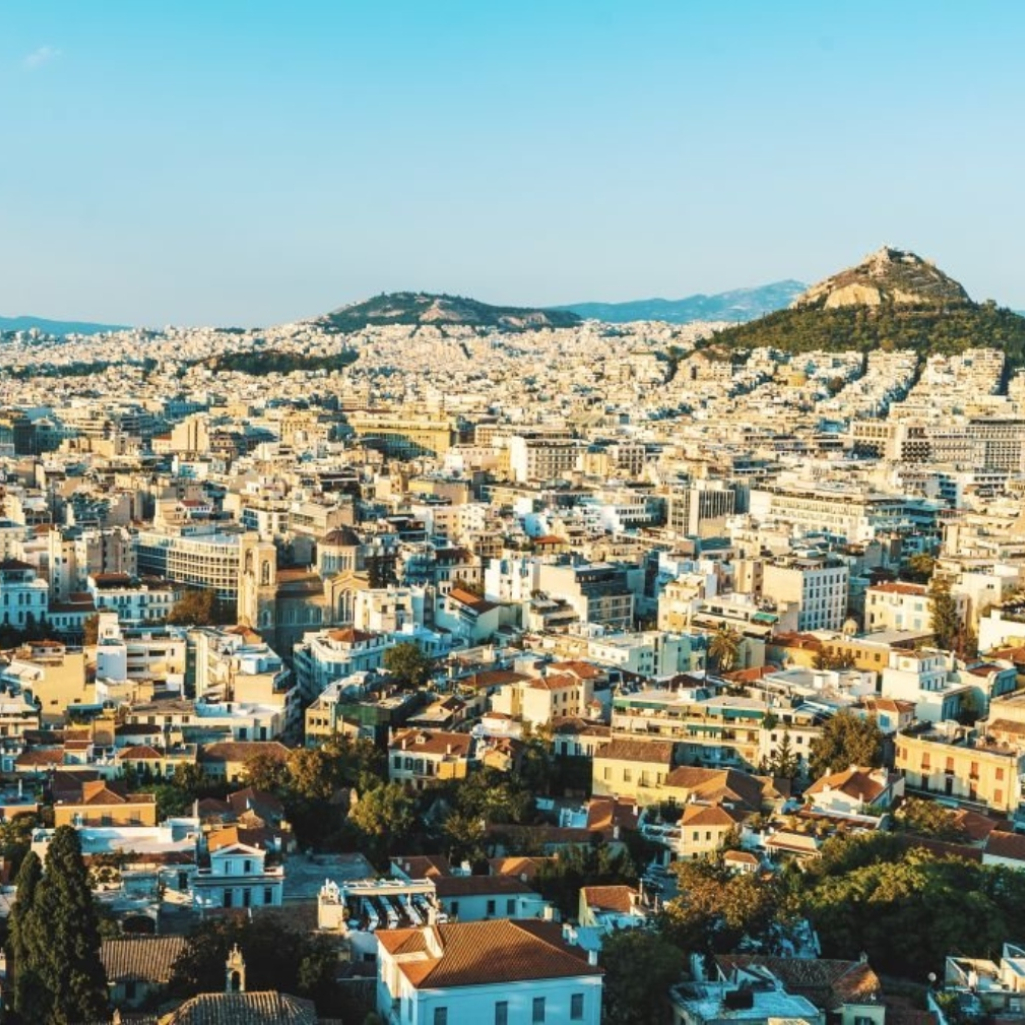 «Βόλτες» στην Αθήνα μέσα από τα social media: 10+1 λογαριασμοί για να ανακαλύψεις κάθε γωνιά της πόλης