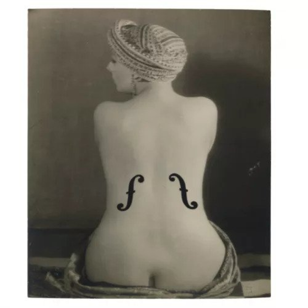 Le Violon d’Ingres: Το διάσημο έργο του Man Ray έγινε η ακριβότερη φωτογραφία που έχει πουληθεί ποτέ σε δημοπρασία 