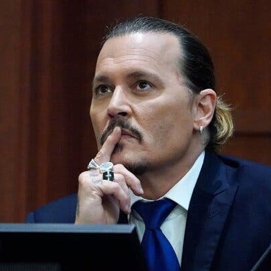 Τα μηνύματα του Johnny Depp διαβάστηκαν στο δικαστήριο: «Ελπίζω η μοίρα να της πάρει το δώρο της ζωής»