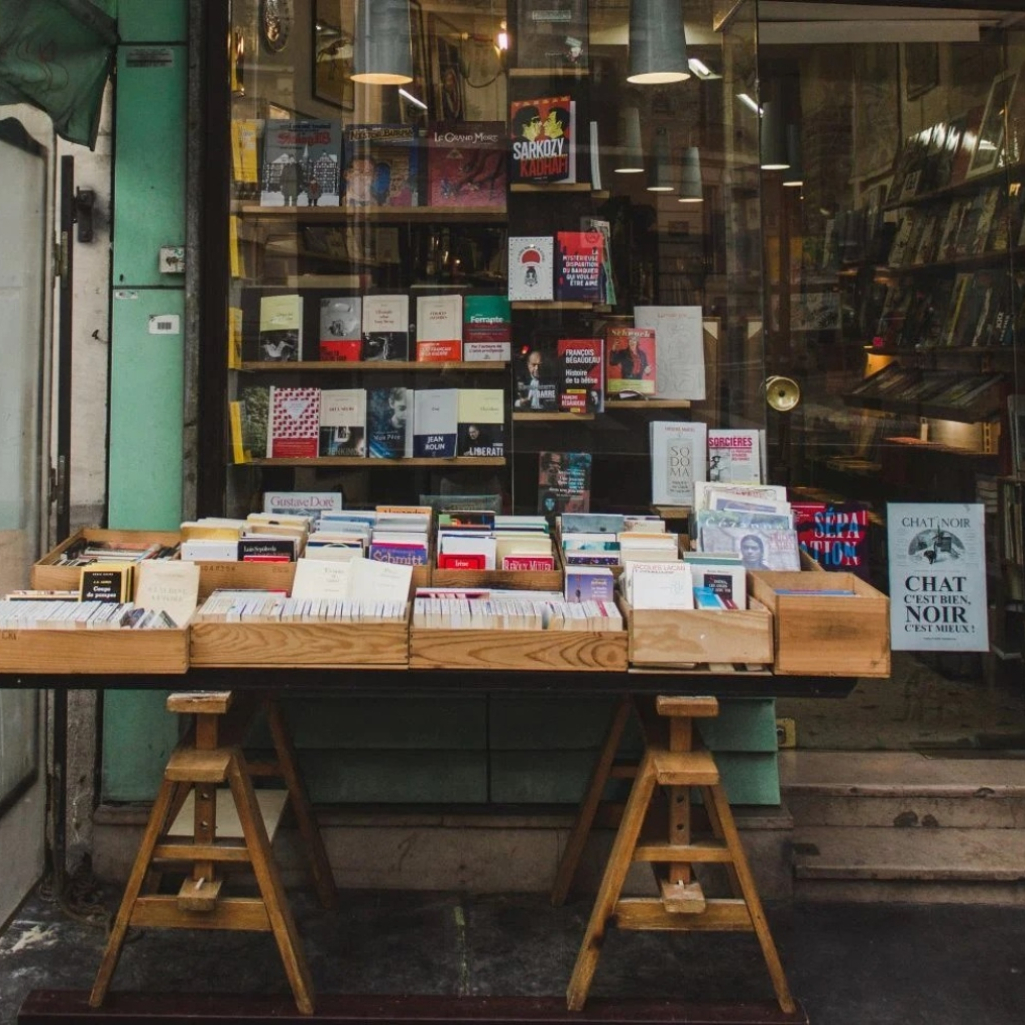 Μικρά βιβλιοπωλεία που έχουμε αγαπήσει σε κάθε γειτονιά της Αθήνας