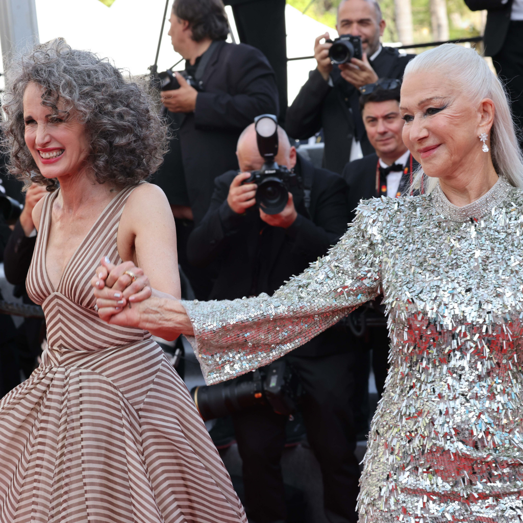 H Helen Mirren και η Andie MacDowell χορεύουν στο κόκκινο χαλί των Καννών και είναι ό,τι καλύτερο θα δείτε σήμερα