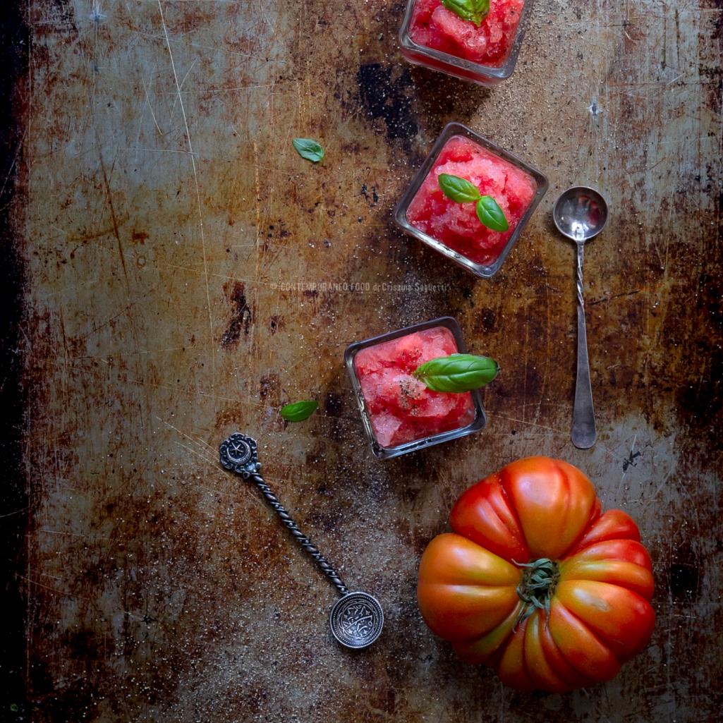 Σορμπέ ντομάτας με βότκα: Μια πρωτότυπη και εύκολη συνταγή