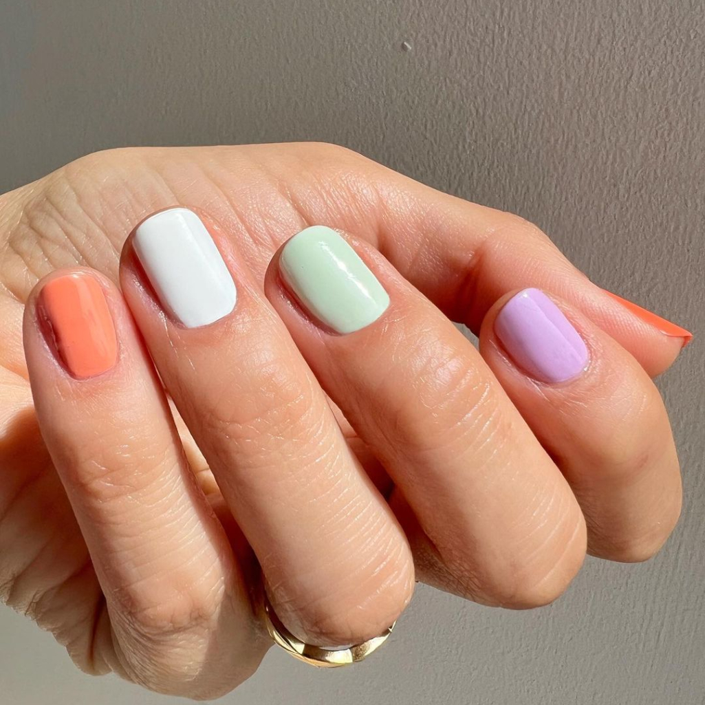 7 super manicure που πρωταγωνιστούν στο Instagram τώρα
