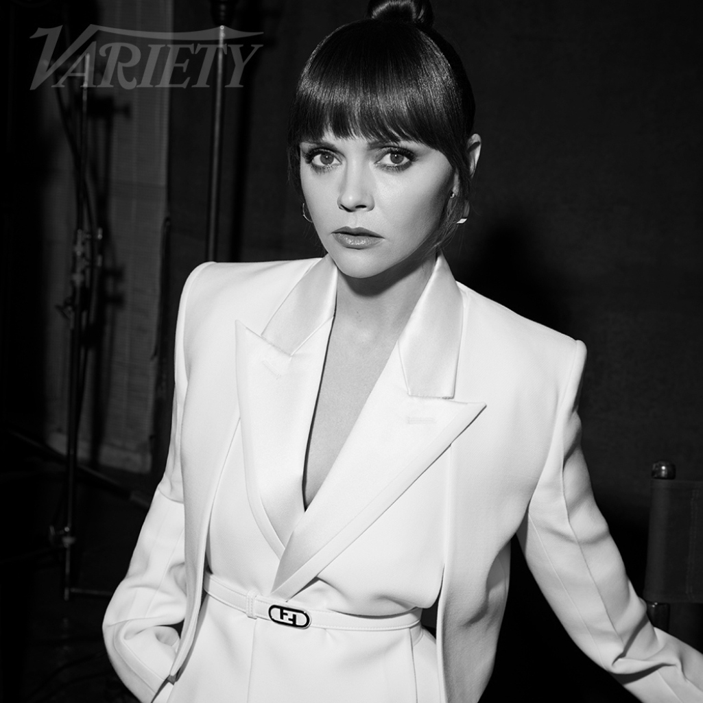 Η Christina Ricci κυκλοφορούσε γυμνή στα γυρίσματα των ταινιών της για να μη νιώθει κανείς άβολα