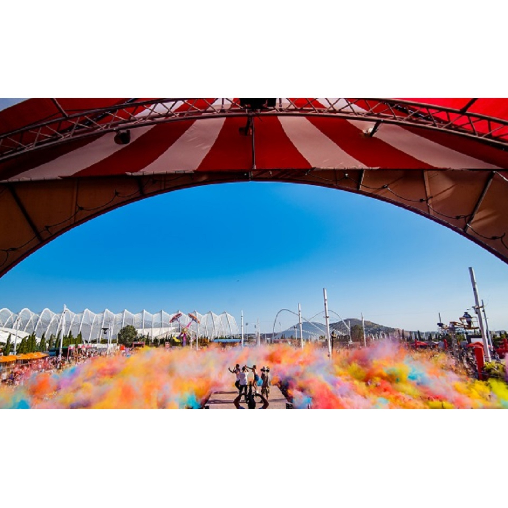 Στροβιλίσου στη μουσική και τα χρώματα του ColourDay Festival