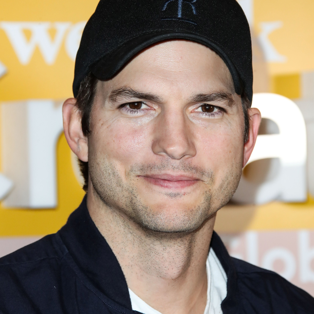 O Ashton Kutcher μιλάει πρώτη φορά για το αυτοάνοσο που τον έκανε να χάσει την ακοή, την όραση και την ισορροπία του: «Είμαι τυχερός που είμαι ζωντανός» 