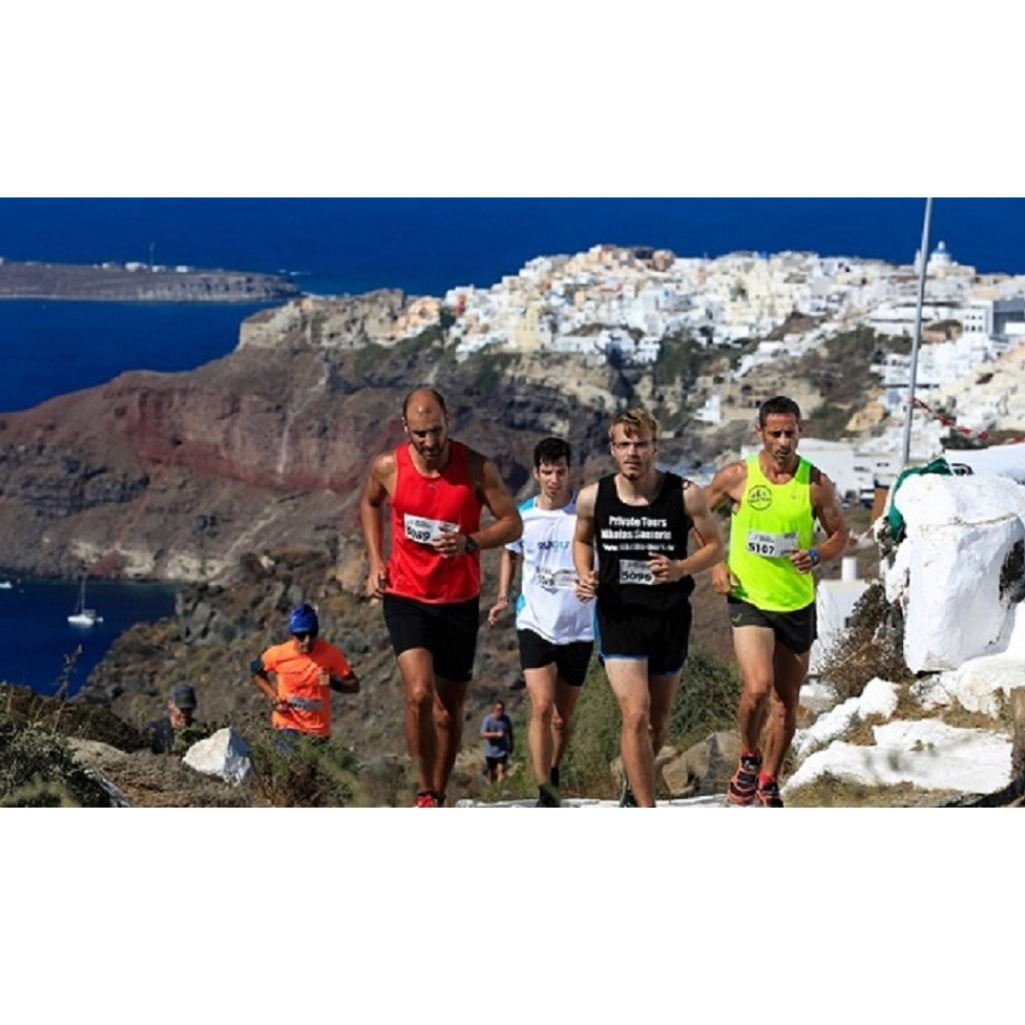 Santorini Experience 2022 Οι φετινές εντυπωσιακές διαδρομές
