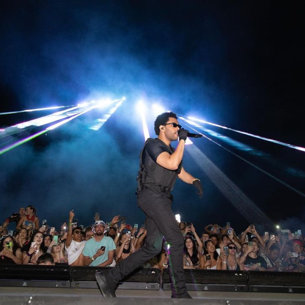 Ο The Weeknd έχασε τη φωνή του στη μέση της συναυλίας - «Δεν μπορώ να σας δώσω αυτό που θέλετε»