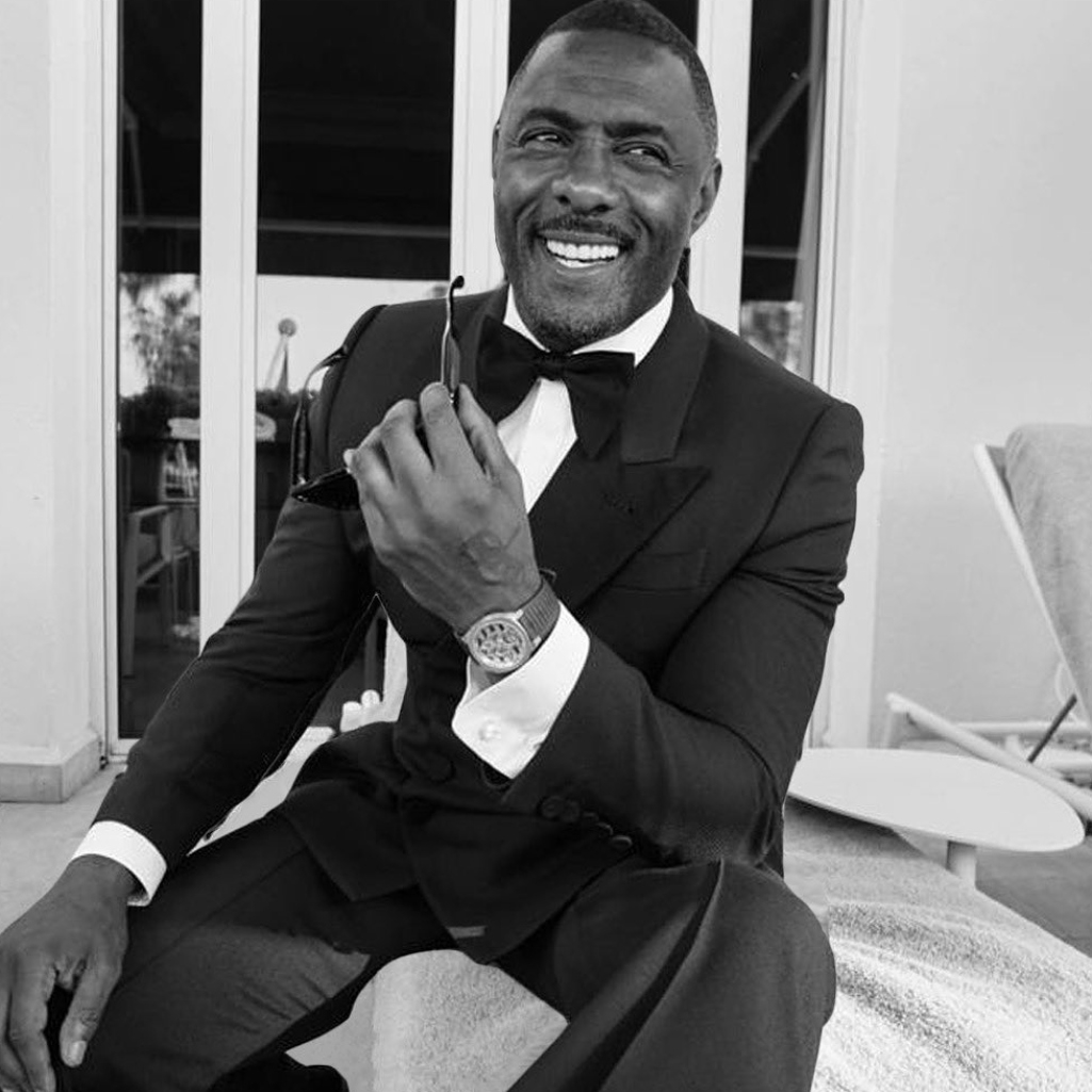 Οι παραγωγοί του James Bond καταλαβαίνουν τον Idris Elba που διστάζει. Εμείς πάλι όχι