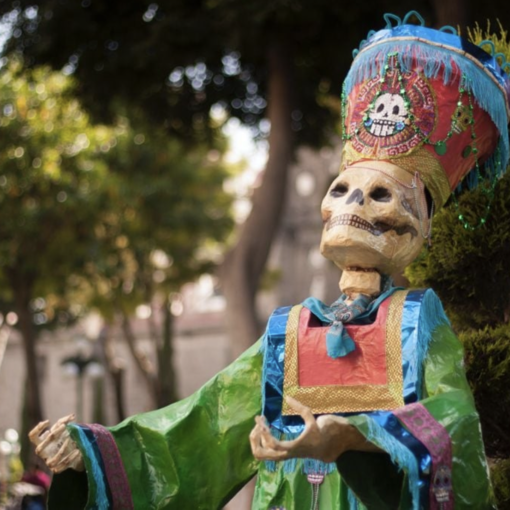 Από την Ημέρα των Νεκρών μέχρι τα φαντάσματα της Κίνας: Έθιμα σε όλο τον κόσμο που είναι καλύτερα και από το Halloween
