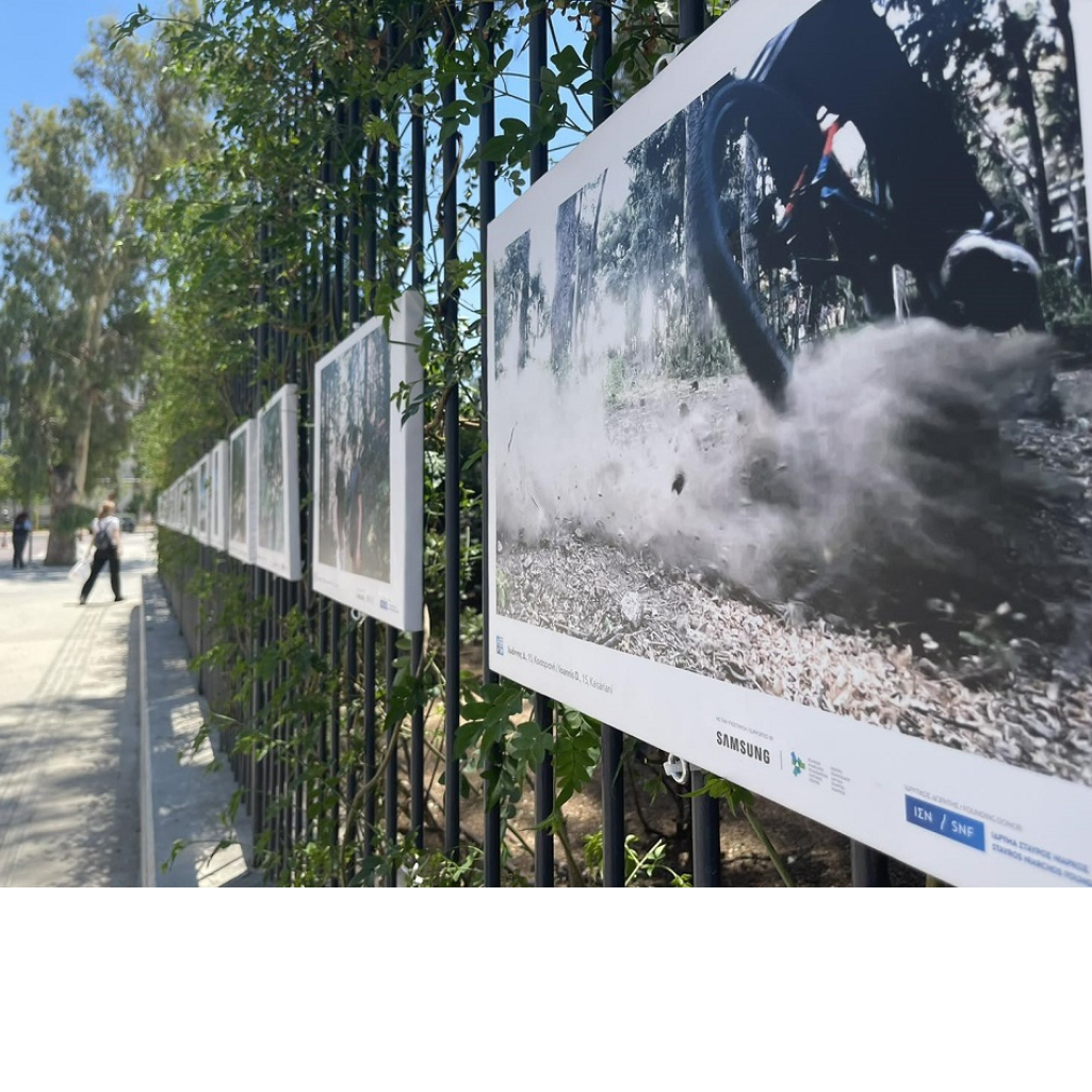 H Samsung Electronics Hellas γιόρτασε την ολοκλήρωση του εργαστηρίου εφήβων φωτογράφων του Athens Photo World 2022