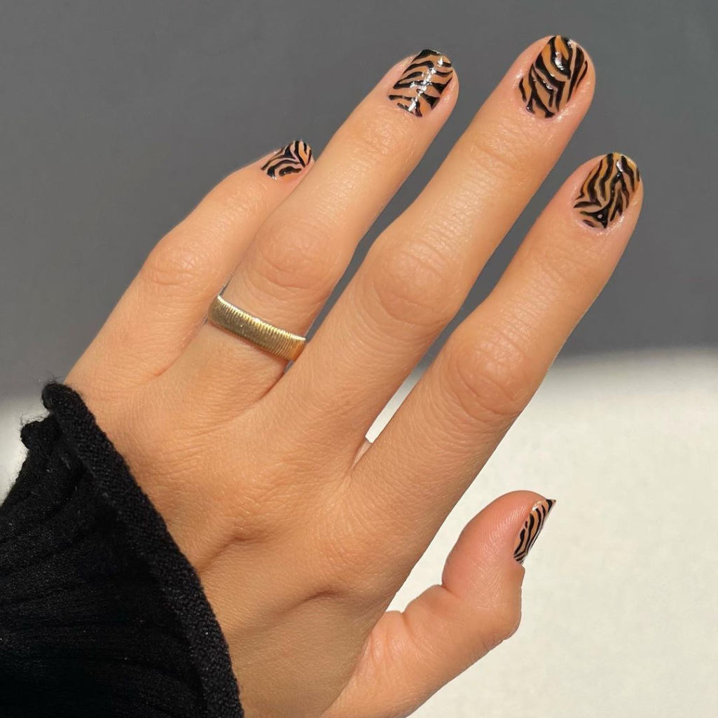 Αnimal print nails: Το νέο trend στα νύχια που θα γίνει ανάρπαστο 