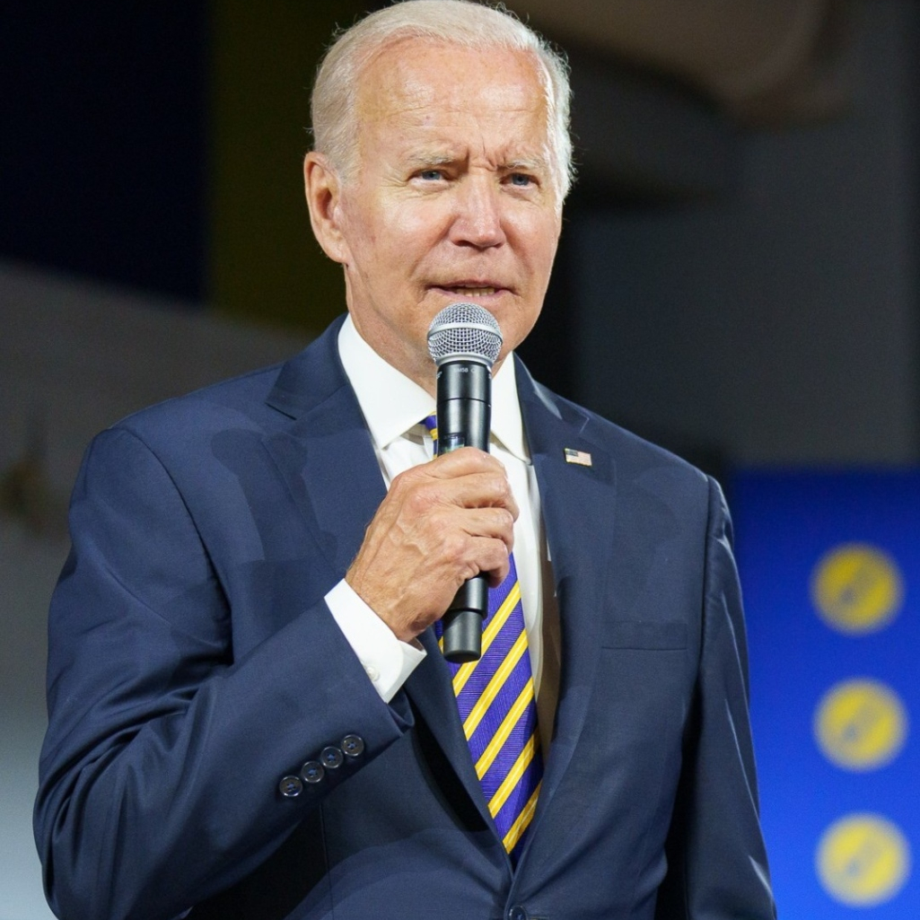 Ο Joe Biden δίνει χάρη σε χιλιάδες καταδικασμένους για κατοχή μαριχουάνας